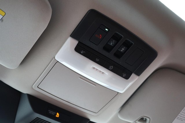 Nissan Pathfinder Vehicle Image 20