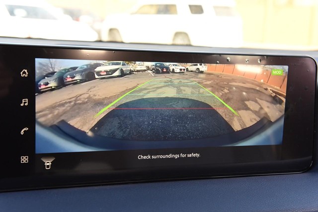 Nissan Sentra Vehicle Image 17