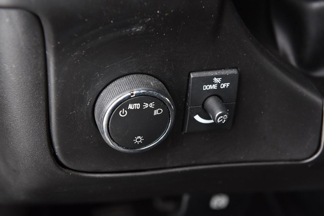 GMC Savana Cargo Van Vehicle Image 11