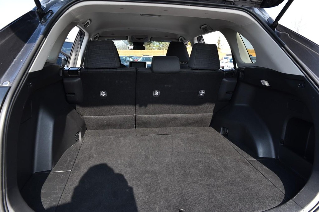 Toyota RAV4 Vehicle Image 21