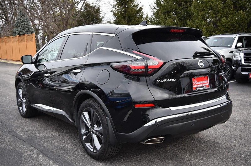 Nissan Murano Vehicle Full-screen Gallery Image 7