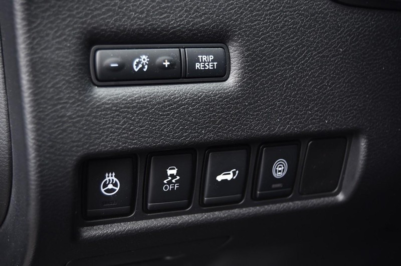 Nissan Murano Vehicle Full-screen Gallery Image 13