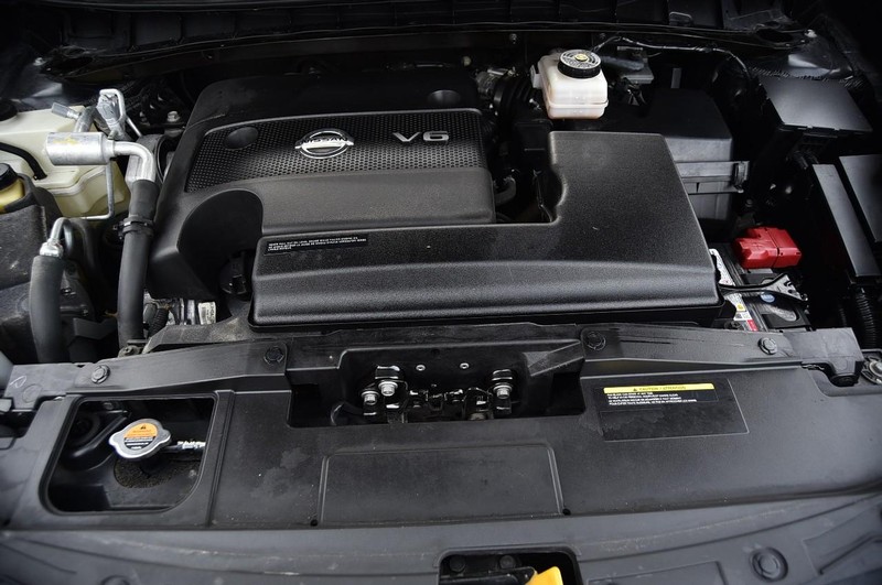 Nissan Murano Vehicle Full-screen Gallery Image 31