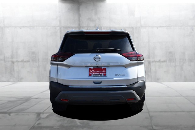 Nissan Rogue Vehicle Image 06