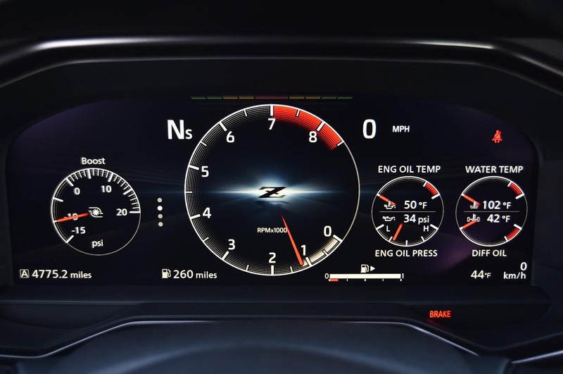 Nissan Z Vehicle Full-screen Gallery Image 13