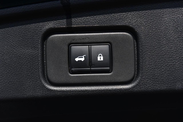 Nissan Pathfinder Vehicle Image 32