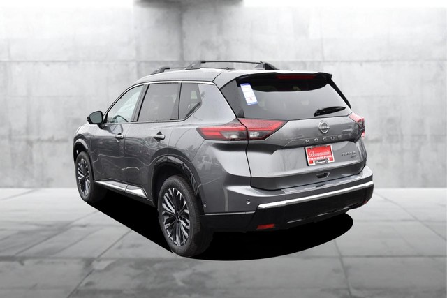 Nissan Rogue Vehicle Full-screen Gallery Image 7