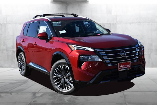 Nissan Rogue Vehicle Image 02