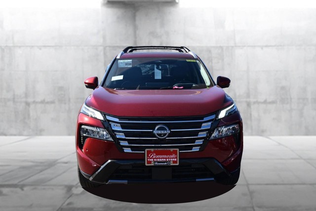 Nissan Rogue Vehicle Image 04