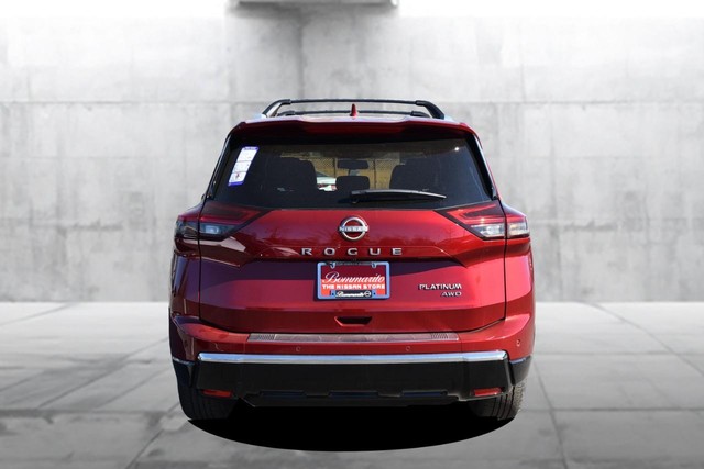 Nissan Rogue Vehicle Image 06