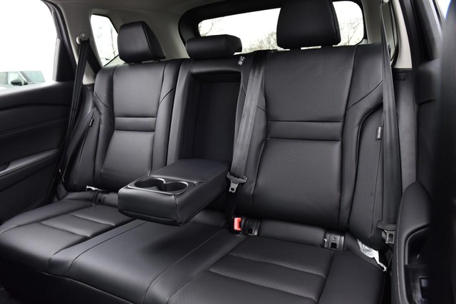 Nissan Rogue Vehicle Image 25