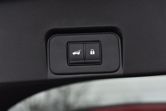 Nissan Rogue Vehicle Image 29