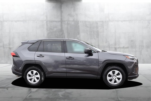 Toyota RAV4 Vehicle Image 05