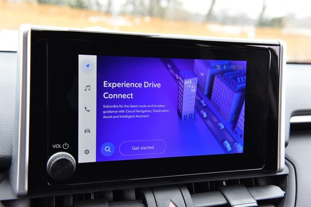 Toyota RAV4 Vehicle Image 13