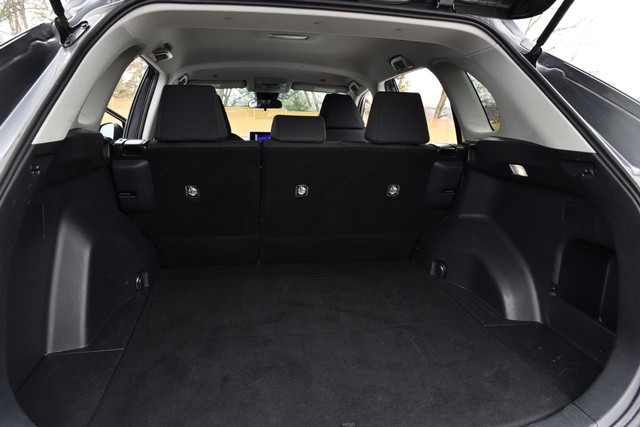 Toyota RAV4 Vehicle Image 21