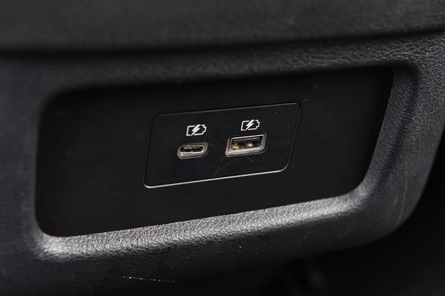 Nissan Pathfinder Vehicle Image 27