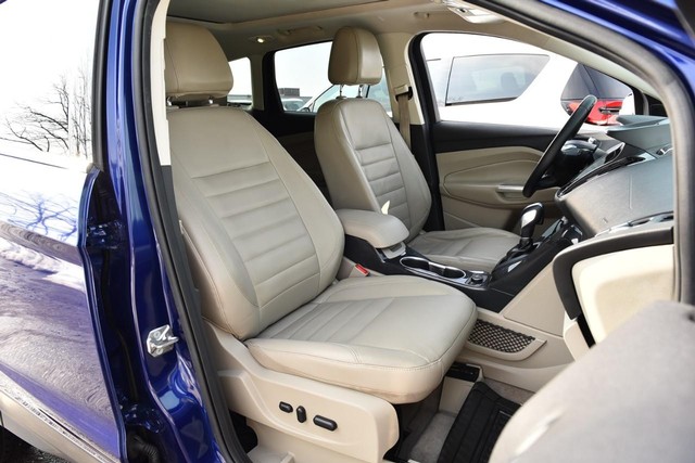 Ford Escape Vehicle Image 22