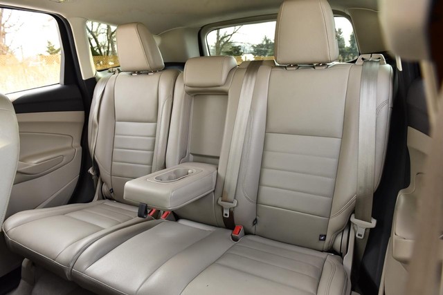 Ford Escape Vehicle Image 24