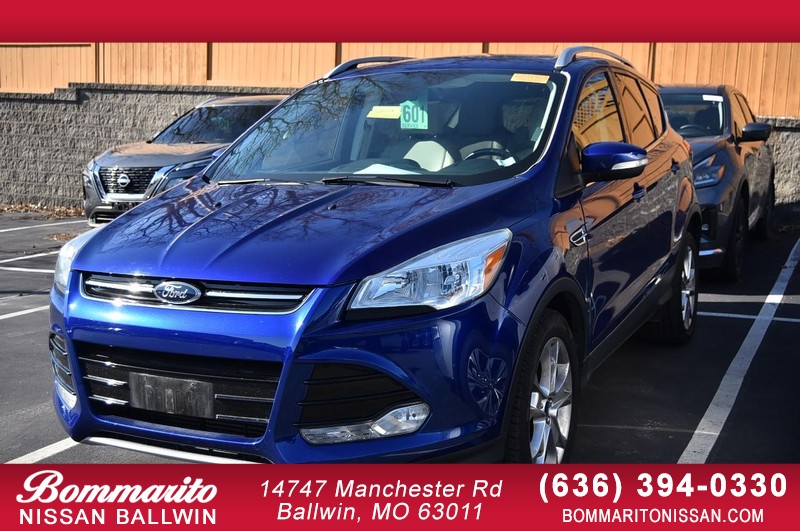 Ford Escape Vehicle Full-screen Gallery Image 01