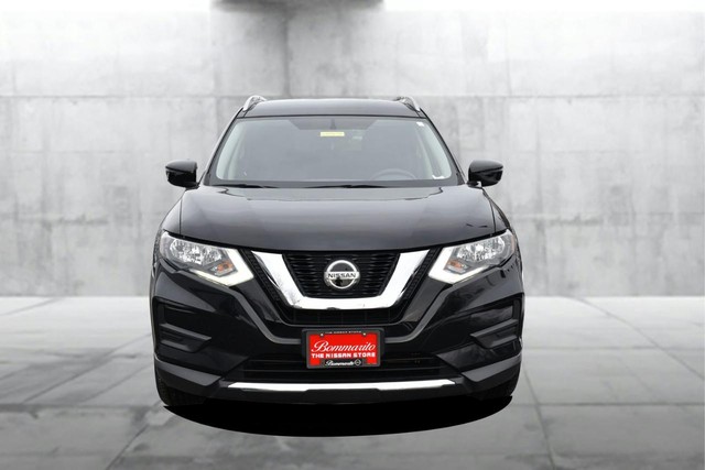 Nissan Rogue Vehicle Image 04