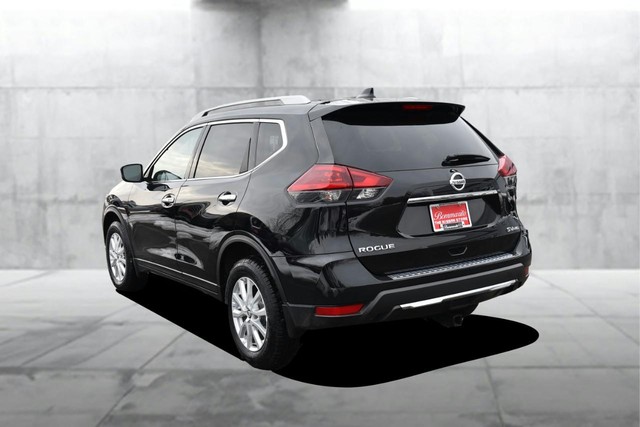 Nissan Rogue Vehicle Image 07