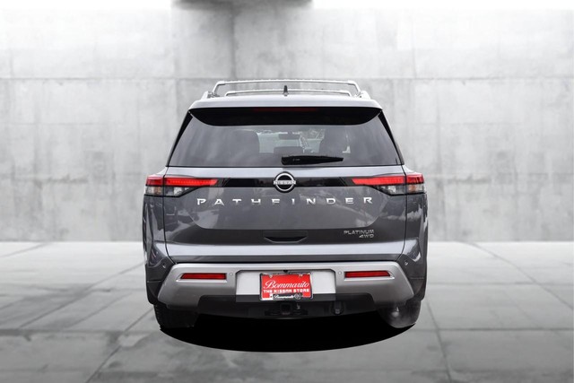 Nissan Pathfinder Vehicle Image 06