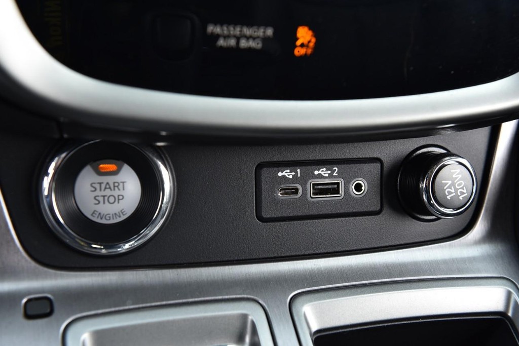 Nissan Murano Vehicle Image 21