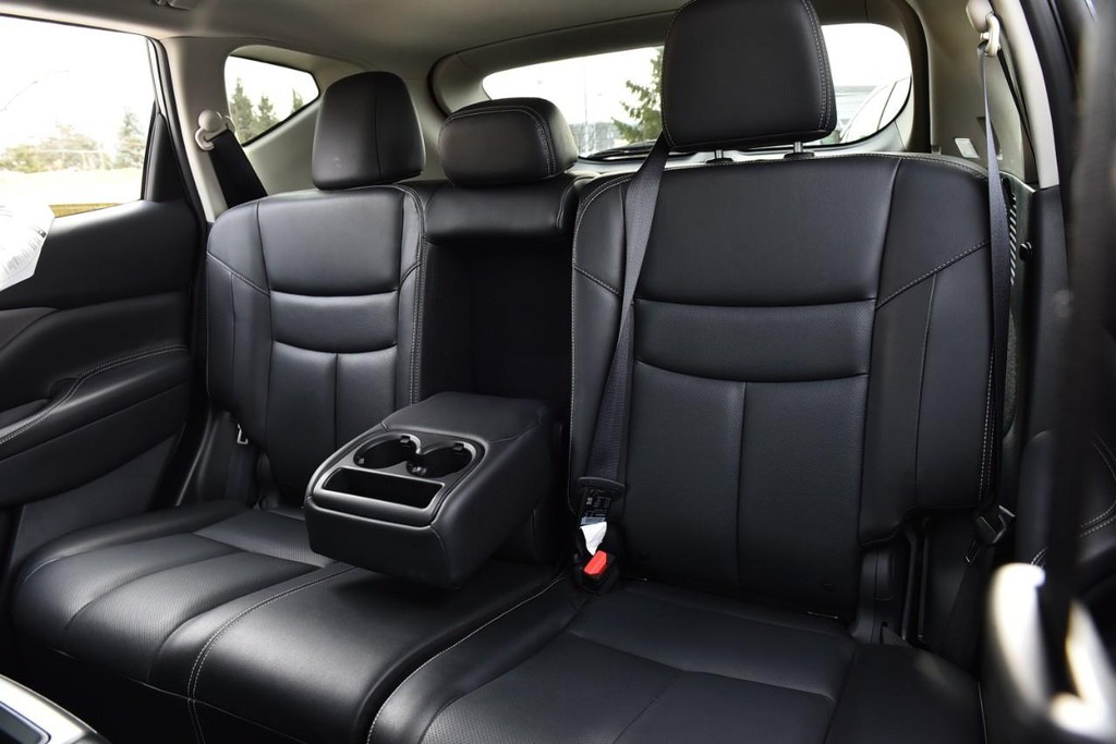 Nissan Murano Vehicle Image 27