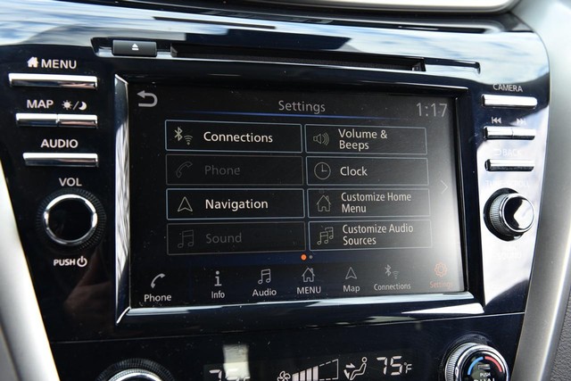 Nissan Murano Vehicle Image 19