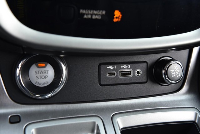 Nissan Murano Vehicle Image 21