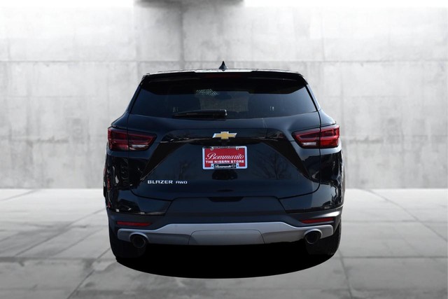 Chevrolet Blazer Vehicle Image 06