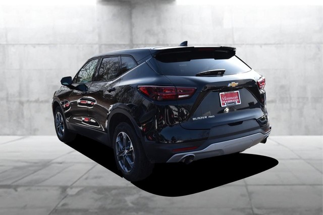 Chevrolet Blazer Vehicle Image 07