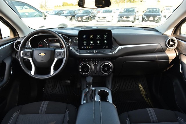 Chevrolet Blazer Vehicle Image 08