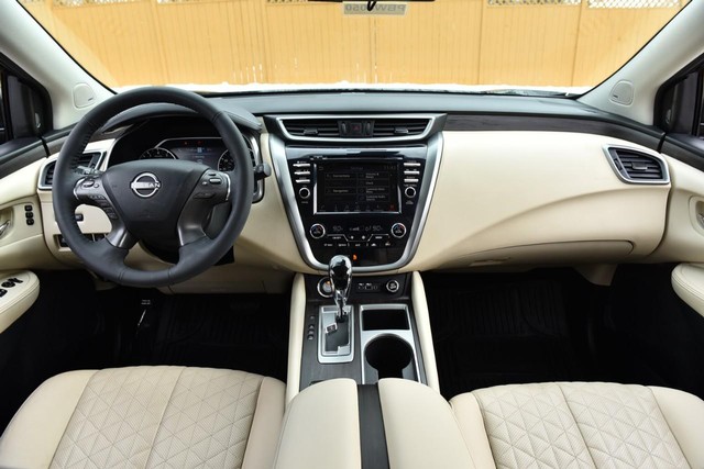 Nissan Murano Vehicle Image 08