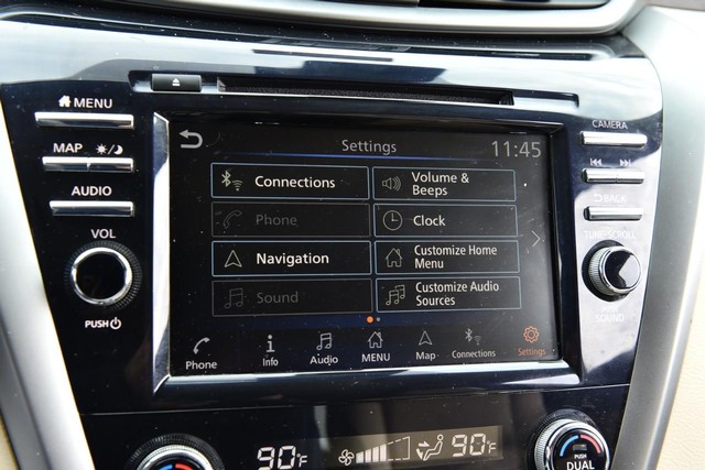 Nissan Murano Vehicle Image 19
