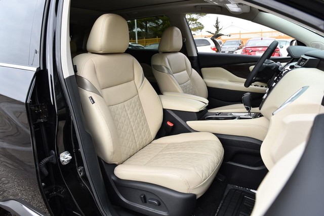 Nissan Murano Vehicle Image 25