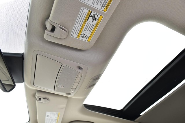 Nissan Murano Vehicle Image 26