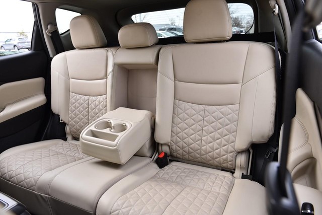 Nissan Murano Vehicle Image 27