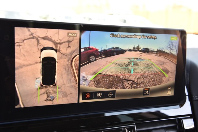 Nissan Pathfinder Vehicle Image 14