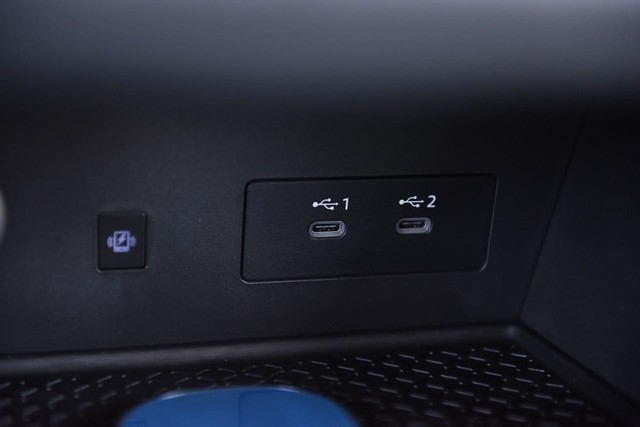 Nissan Pathfinder Vehicle Image 22