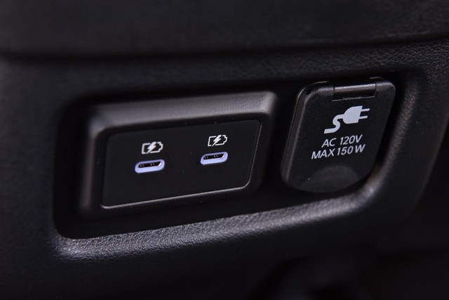 Nissan Pathfinder Vehicle Image 30