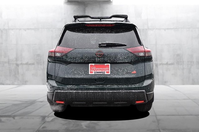 Nissan Rogue Vehicle Image 06