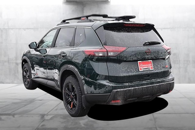 Nissan Rogue Vehicle Image 07