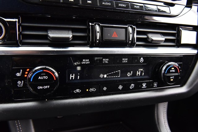 Nissan Pathfinder Vehicle Image 20