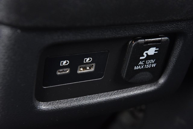 Nissan Pathfinder Vehicle Image 29