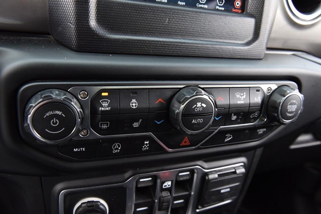 Jeep Wrangler Unlimited Vehicle Image 15