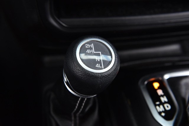 Jeep Wrangler Unlimited Vehicle Image 17