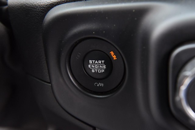 Jeep Wrangler Unlimited Vehicle Image 19