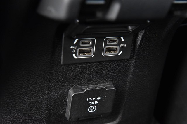 Jeep Wrangler Unlimited Vehicle Image 24