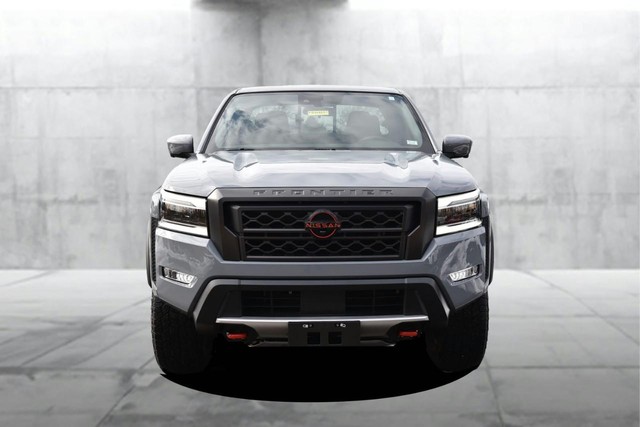 Nissan Frontier Vehicle Image 04
